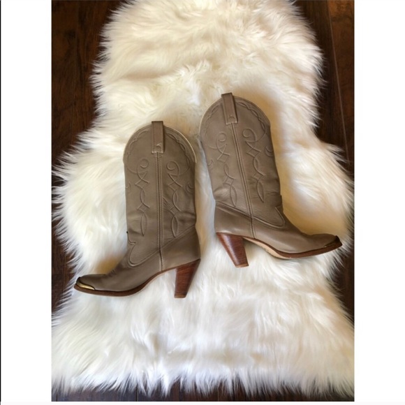 acme Shoes - Acme cowboy boots